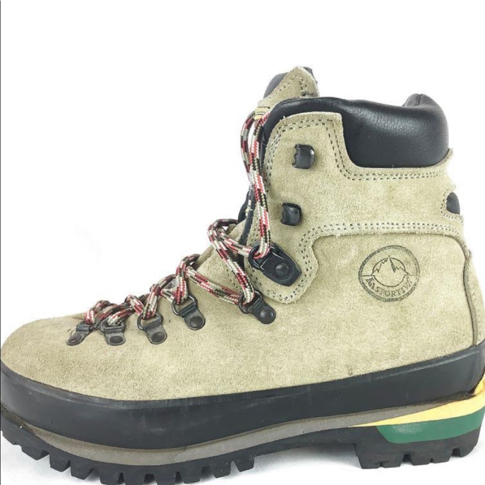 La Sportiva Mountain hiking boots 🥾